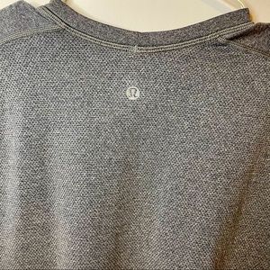 Lulú Lemon Mens Active Wear Short Sleeve